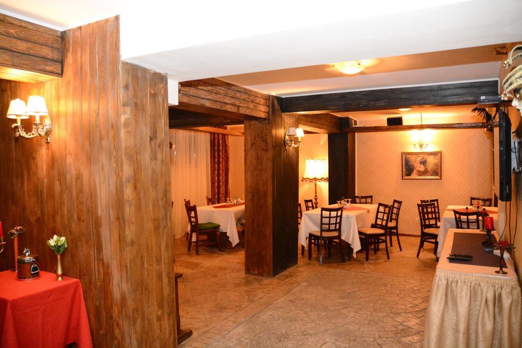 Hotel Art Montana Predeal Bilik gambar